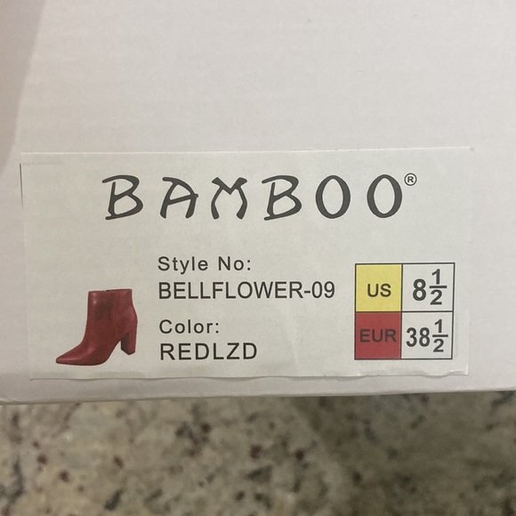 Bamboo Red Lizzard zip up ankle booties 8.5 new in box - Picture 5 of 5